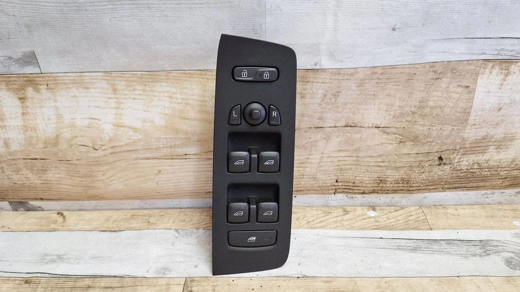 Electric window control switch 31334567