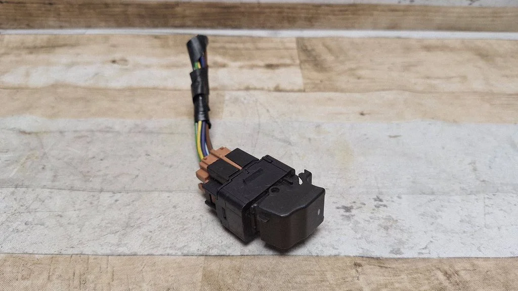 Electric window control switch 12780694