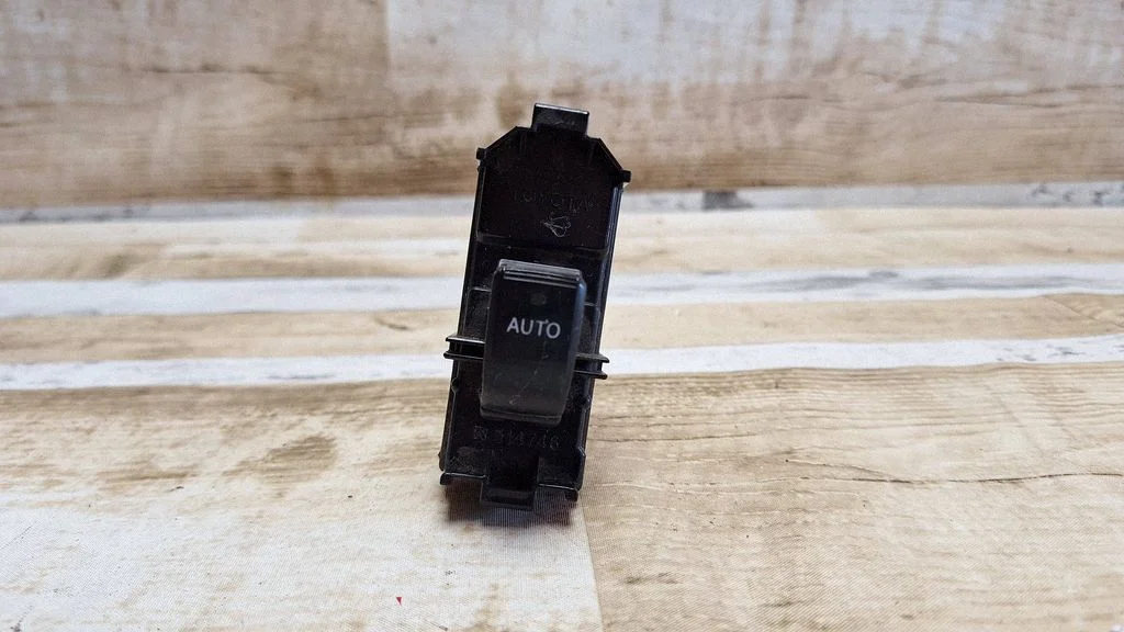 Electric window control switch 514746