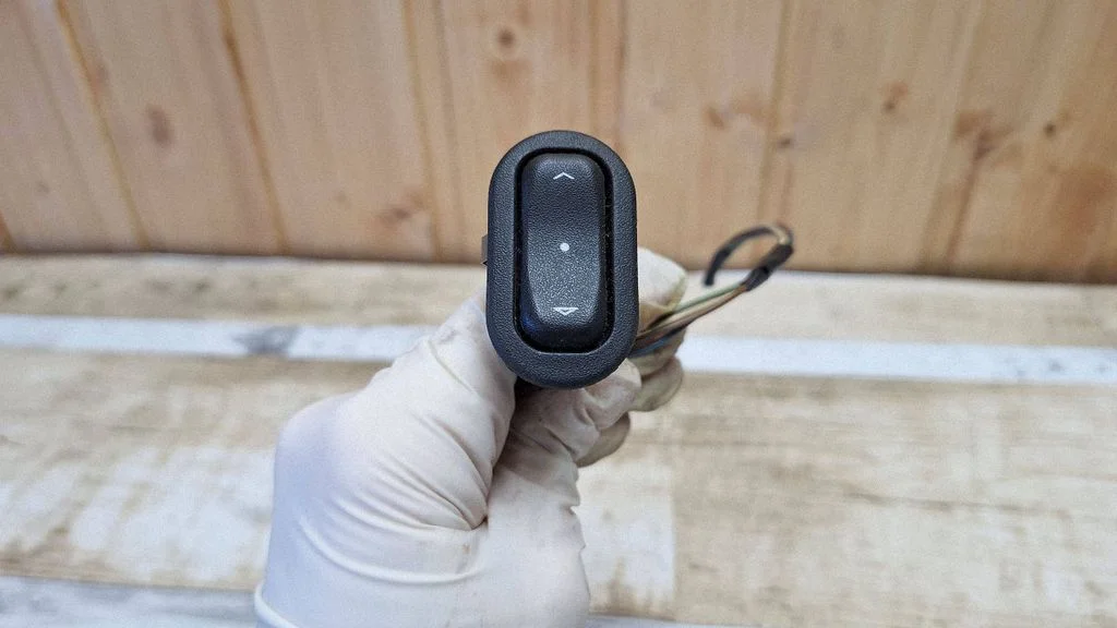 Przełącznik szyb elektrycznych 13363102