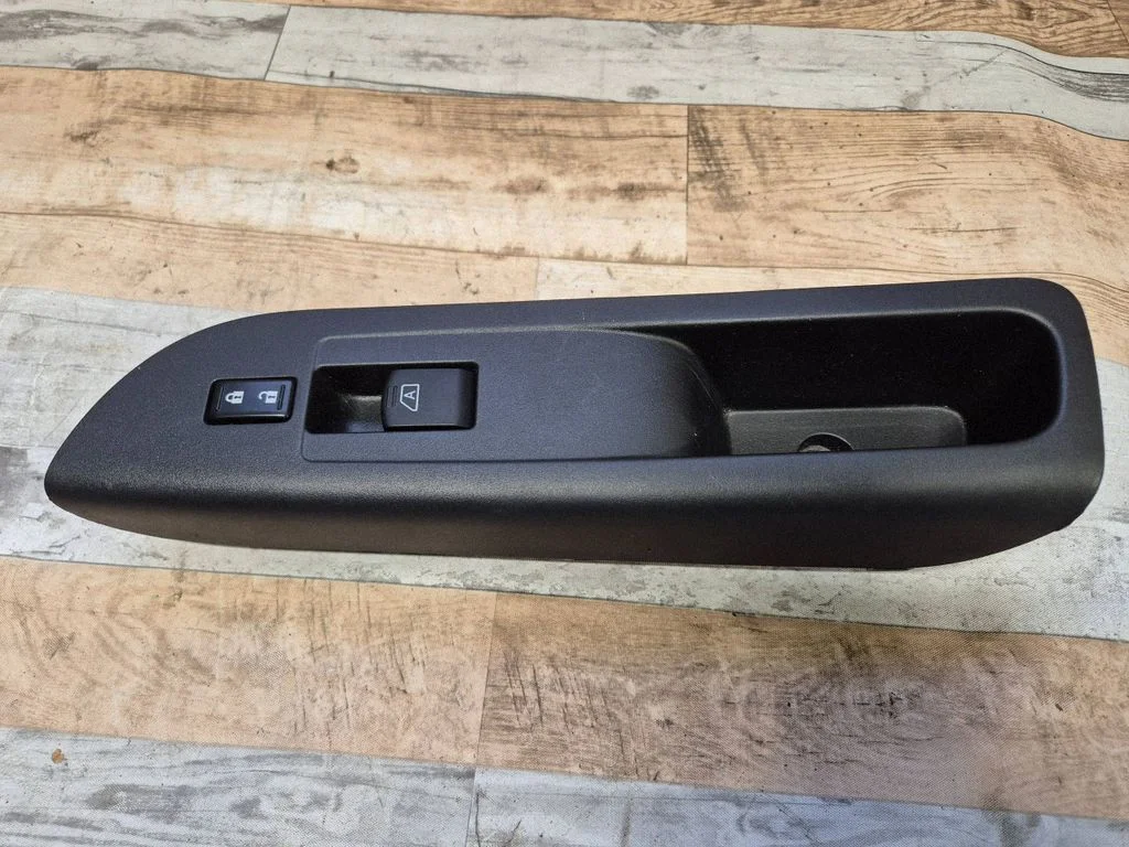 Electric window control switch 809603LM0A