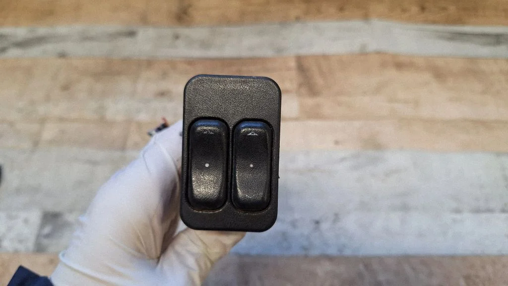 Electric window control switch 13363202