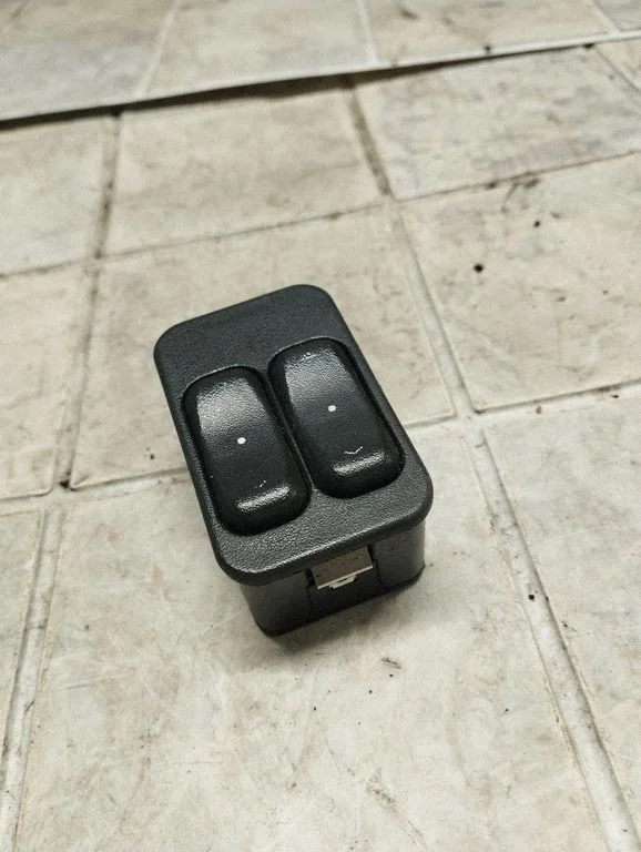 Electric window control switch 13363202