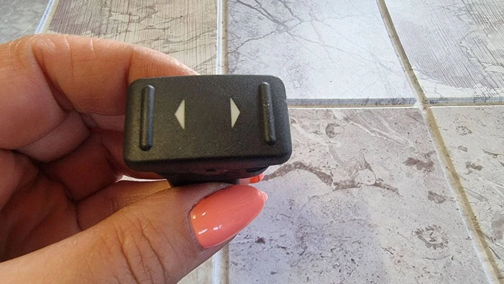 Elektrisko logu slēdzis 3M5T14529AA