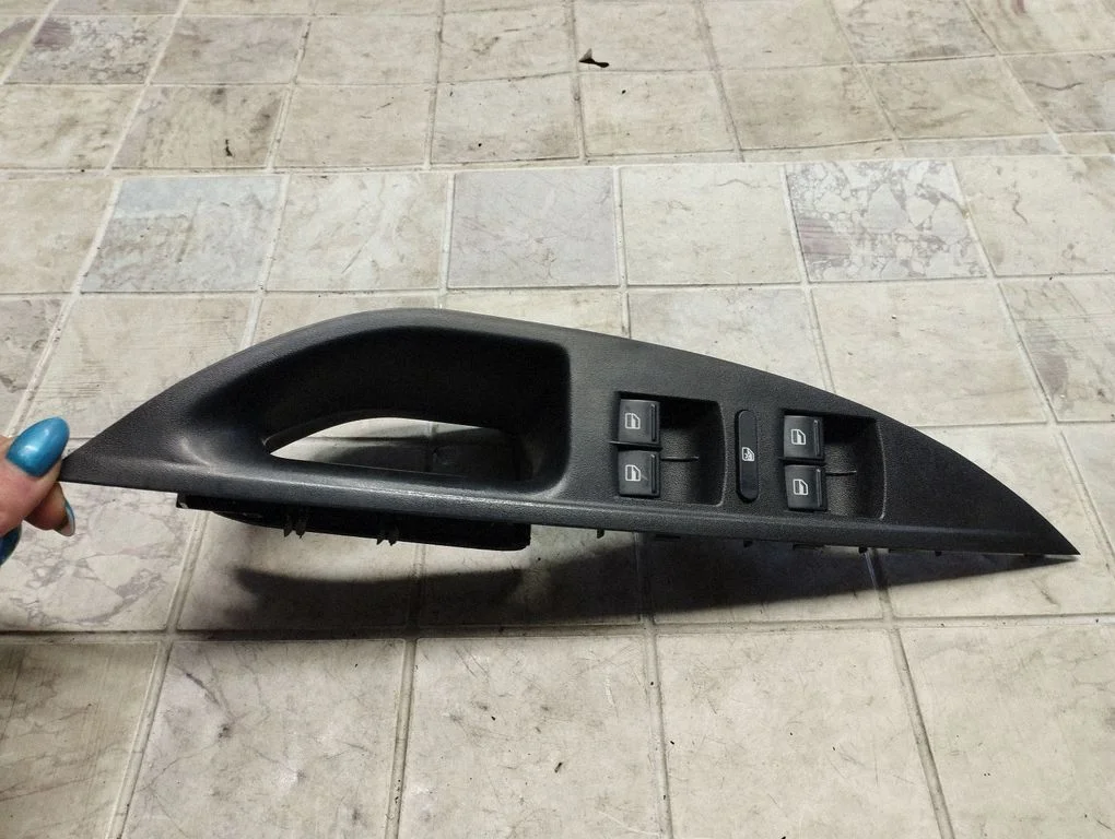 Electric window control switch 5P1867171A
