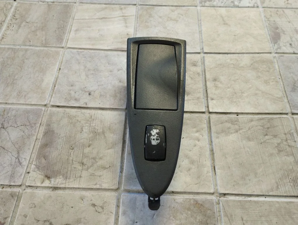 Elektriaknate lüliti – Fiat Croma (2006-2016)