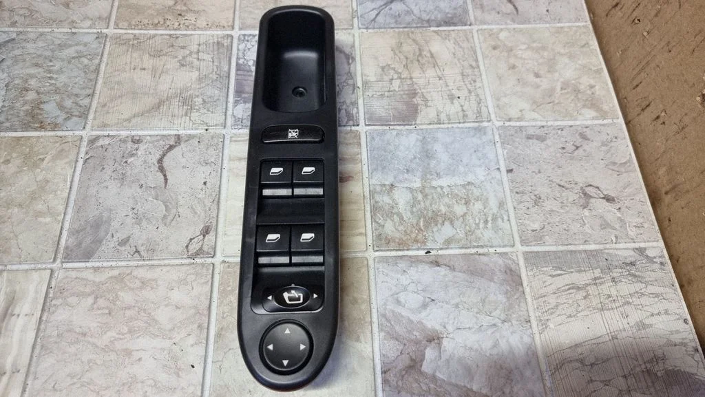 Electric window control switch