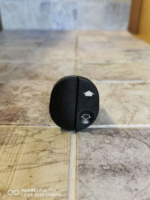 Electric window control switch 42936