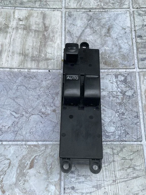 Electric window control switch 25401AV620