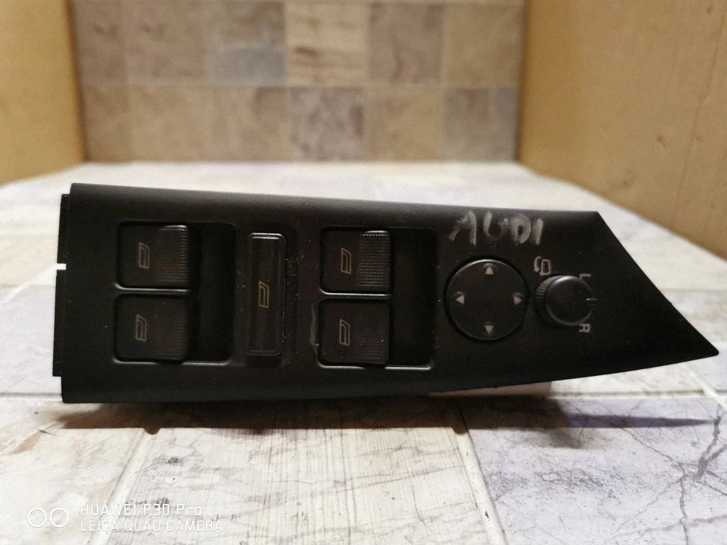 Elektrisko logu slēdzis