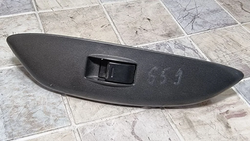 Elektriaknate lüliti – Toyota Yaris Verso (1999-2005)