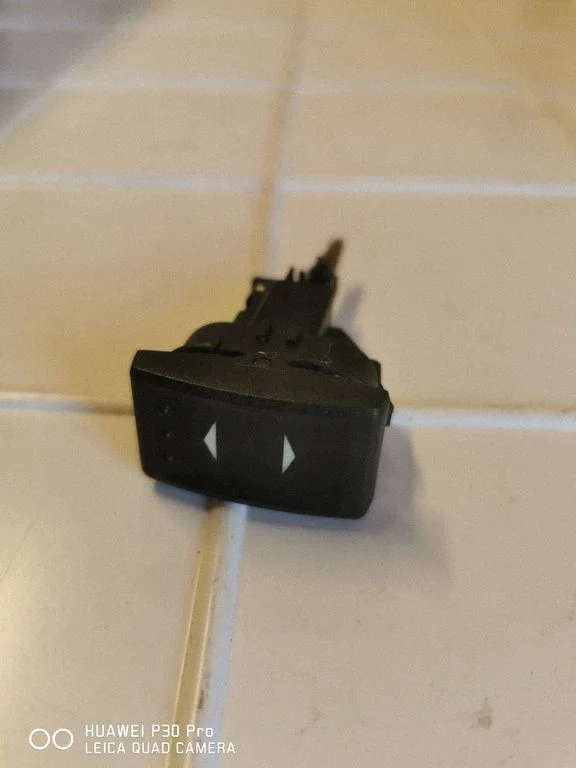 Electric window control switch 14529