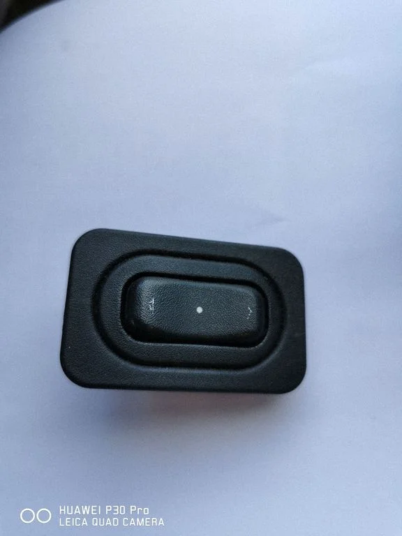 Electric window control switch 0801024