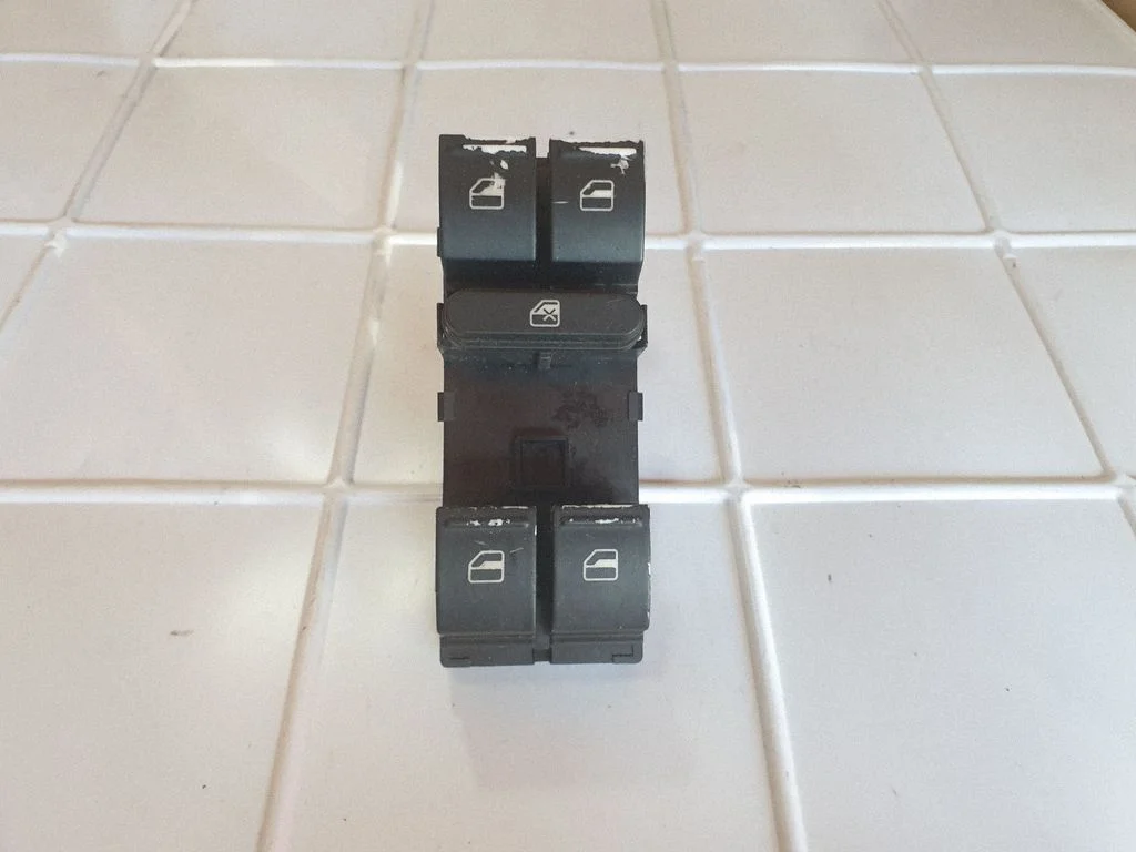Electric window control switch 1K4959857
