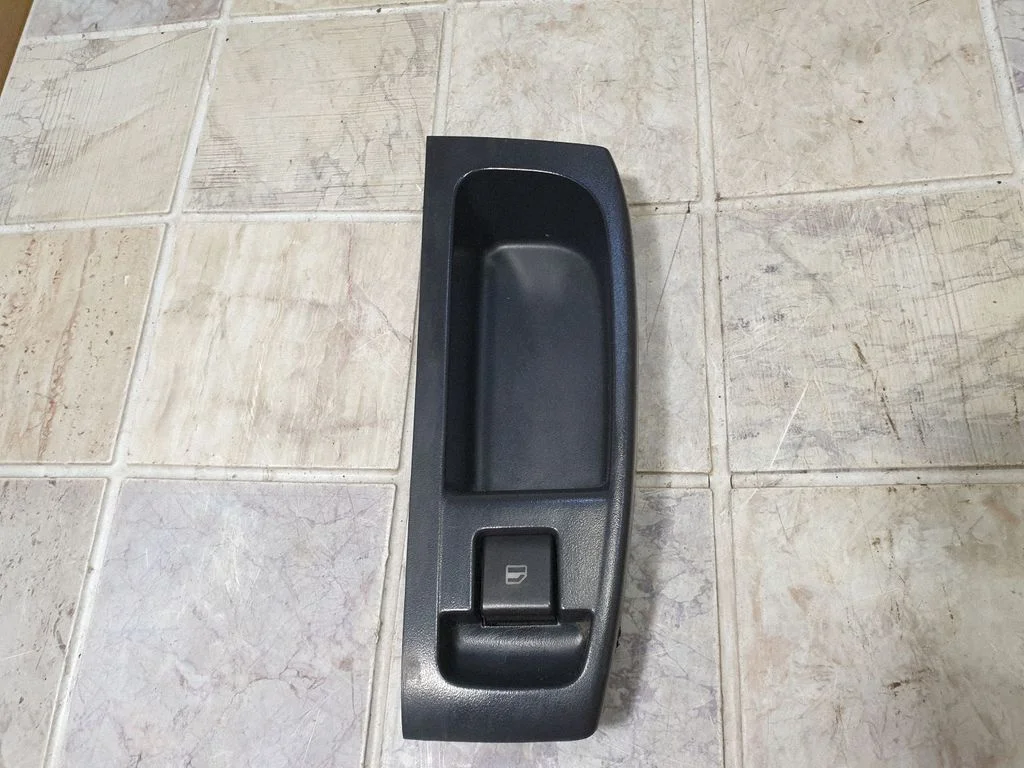 Elektrisko logu slēdzis 5Z0959856