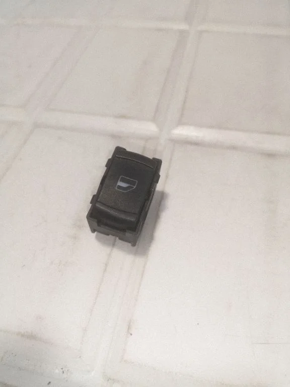 Electric window control switch 3B0959855B