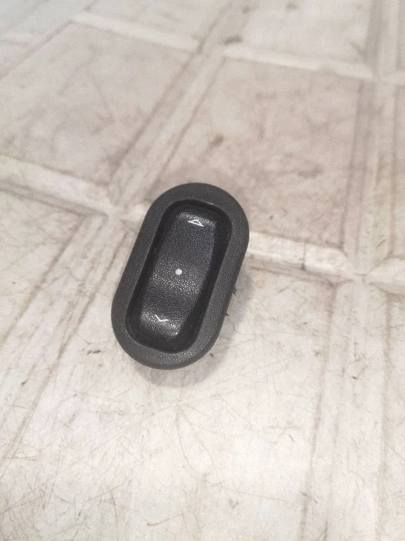 Electric window control switch 13363100