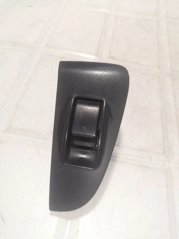 Electric window control switch 7427105020