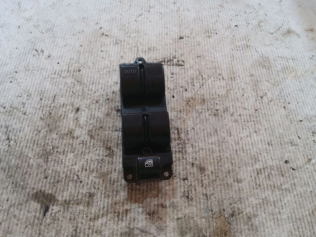 Przełącznik szyb elektrycznych CB0866350A