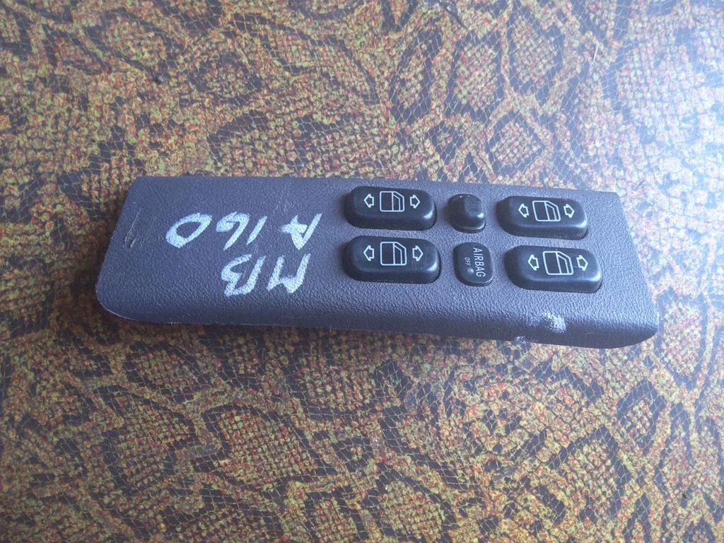 Electric window control switch – Mercedes-Benz A-Class W168 (1997-2004)