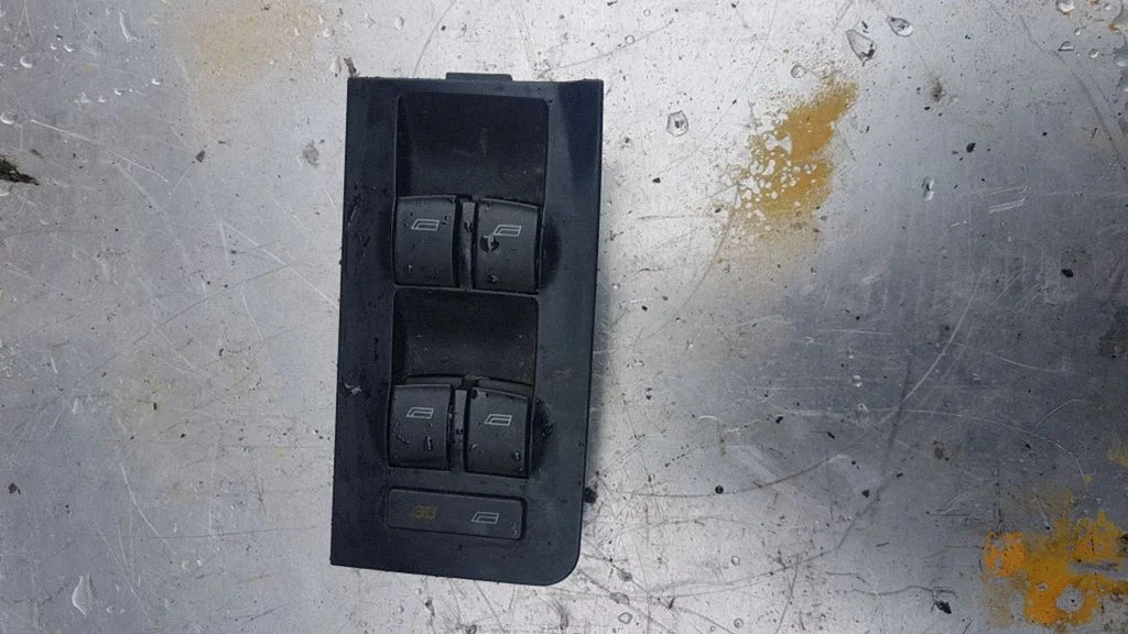 Electric window control switch 4B0959851