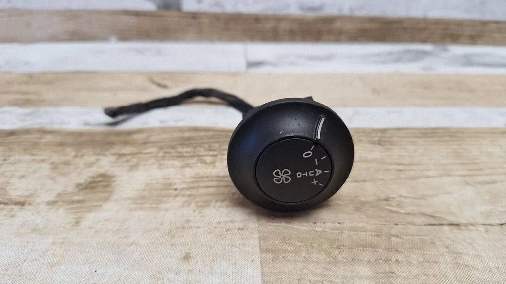Other switches/knobs/shifts 1495745077