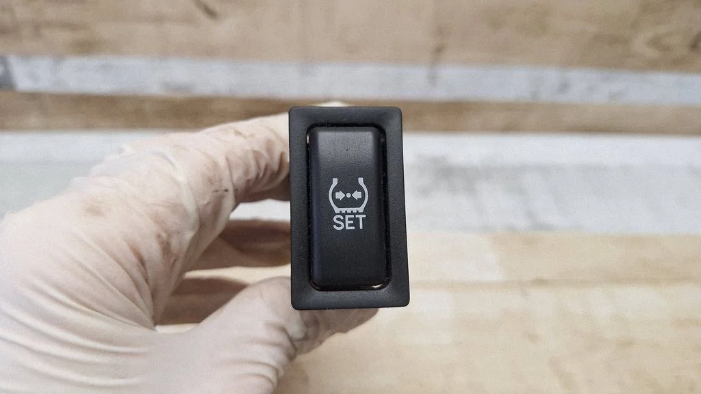 Other switches/knobs/shifts 158573