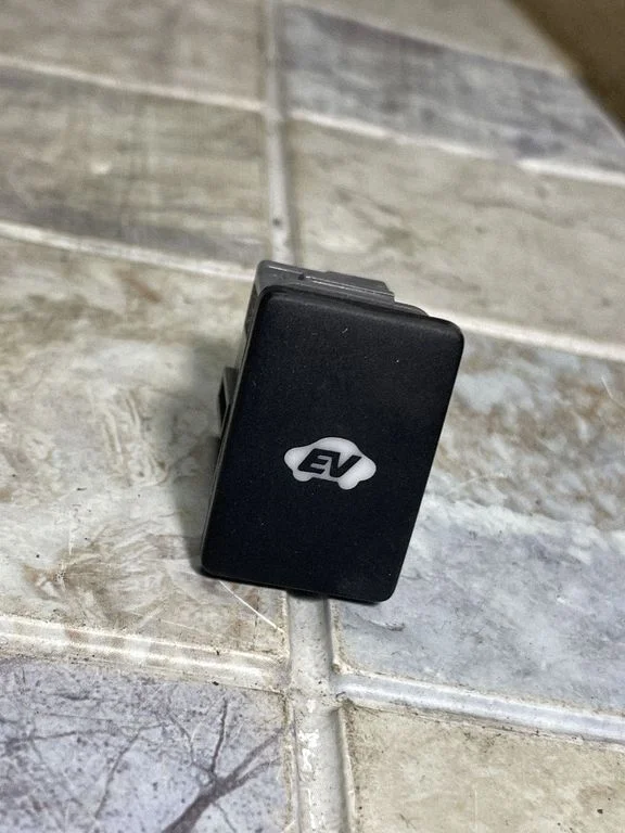 Other switches/knobs/shifts 15B060