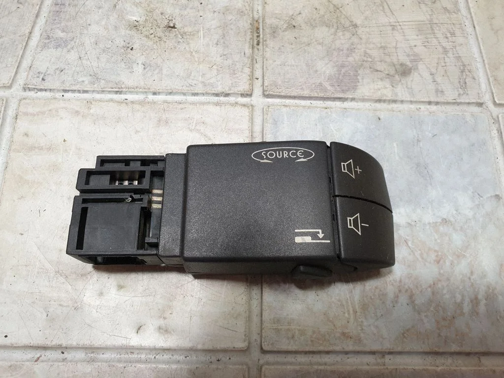 Multifunctional control switch/knob – Renault Trafic II (X83) (2001-2014)