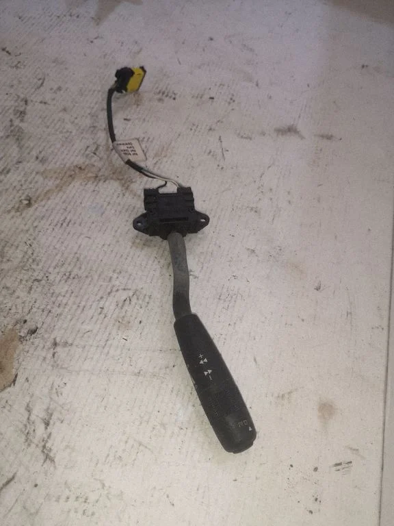 Multifunctional control switch/knob