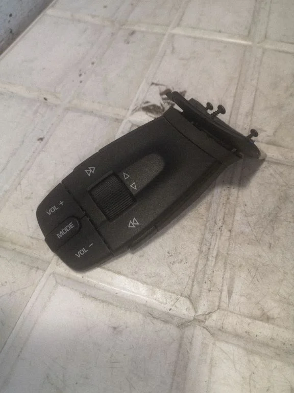 Multifunctional control switch/knob – Seat Ibiza IV (6J,6P) (2008-2017)