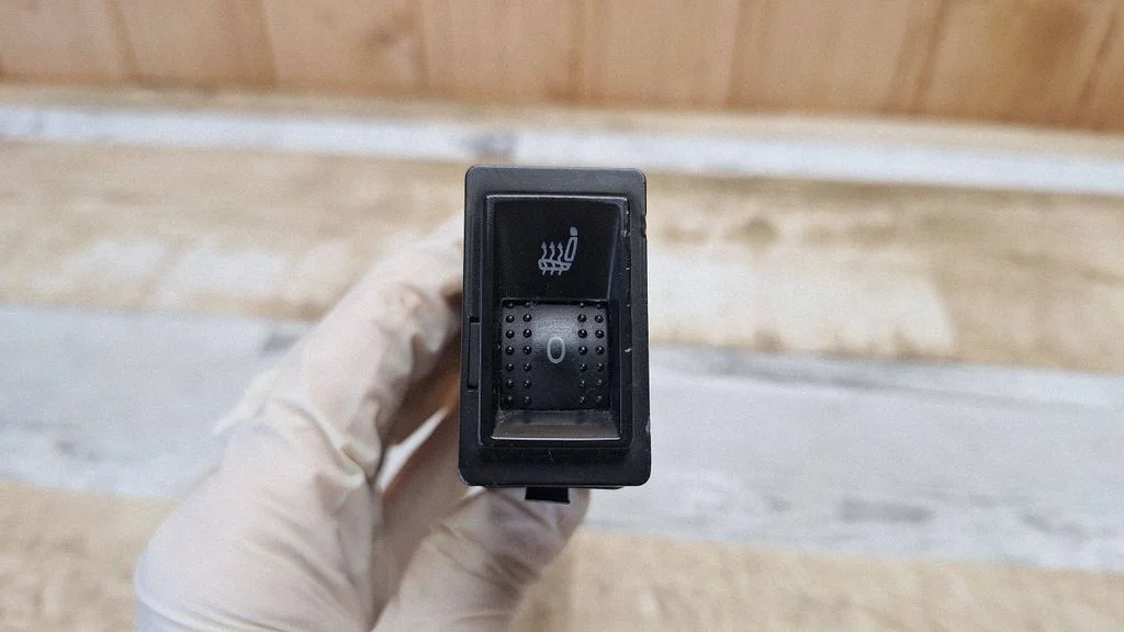 Seat heating switch 3U0963563