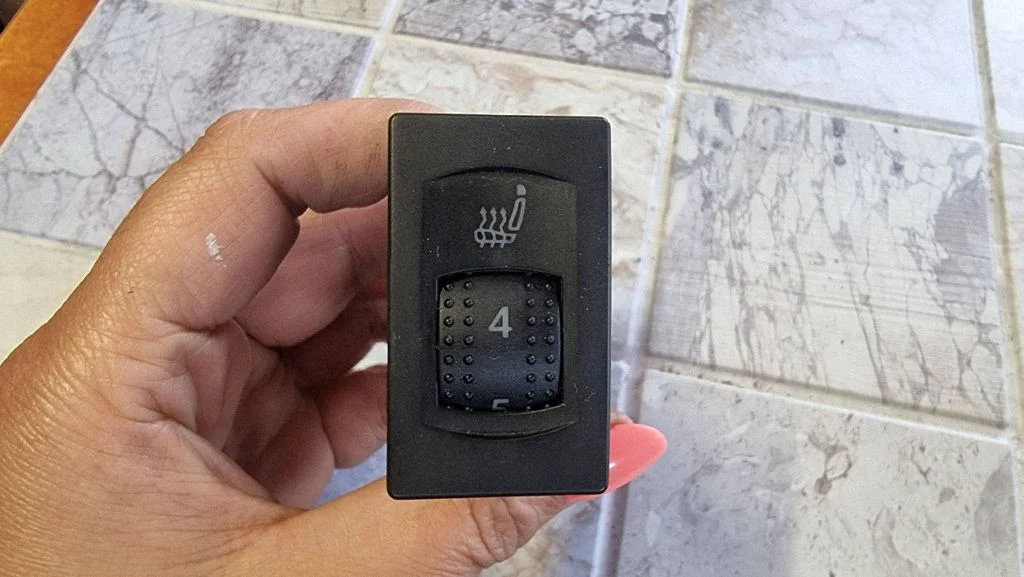 Sēdekļu apsildes slēdzis 3B0963564A