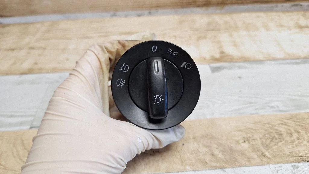 Light switch – Volkswagen Jetta V (2005-2010)