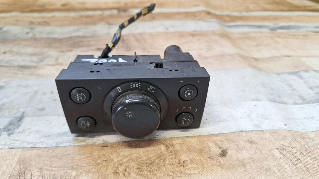 Light switch – Opel Vectra C (2005-2009)