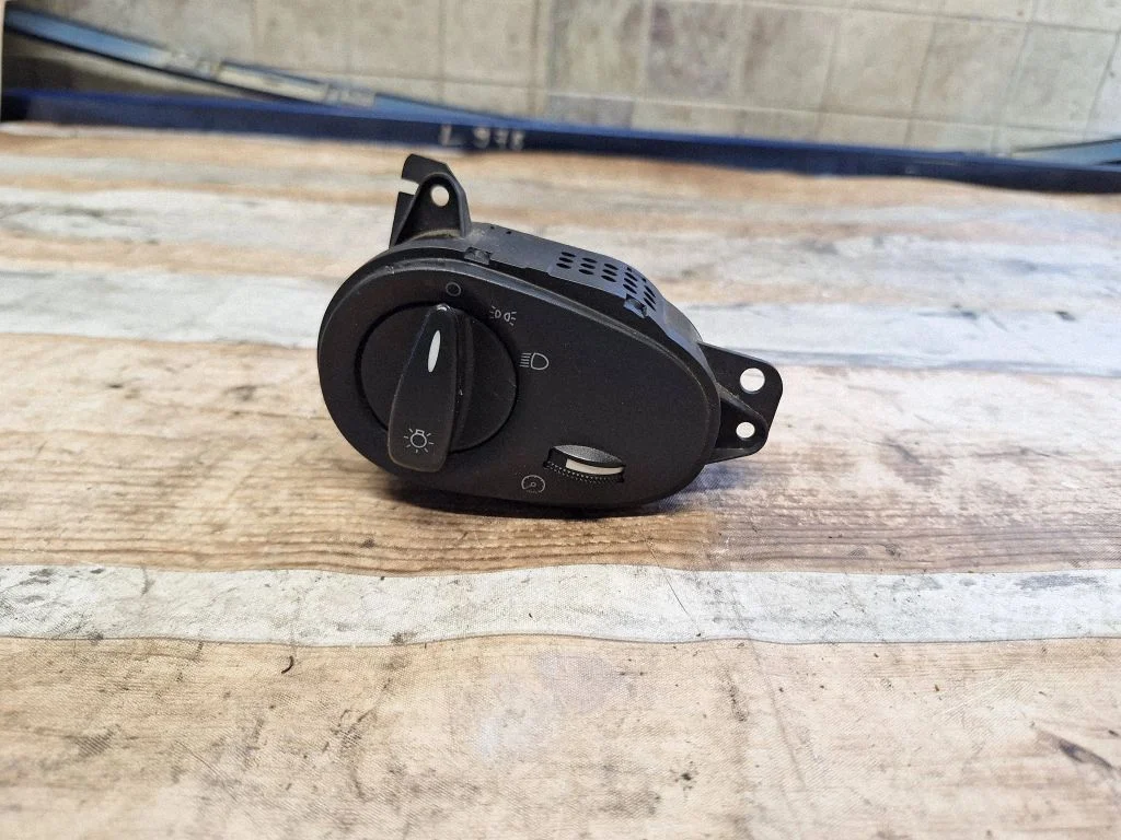 Tulede lüliti 98AG13A024EF