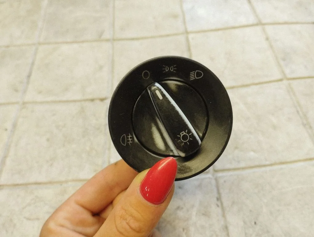 Przełącznik świateł 1C0941531