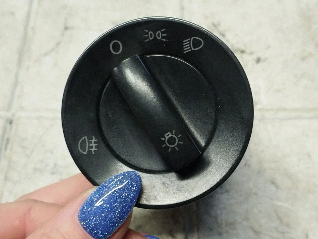 Light switch 6Q0941531B