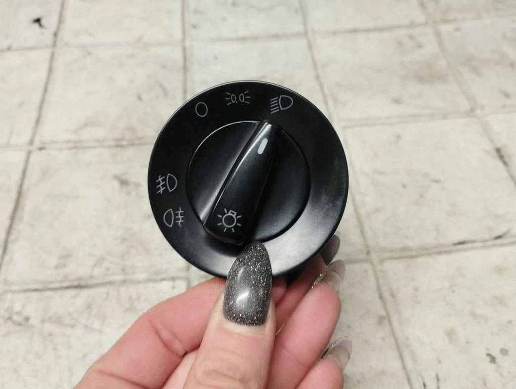 Light switch