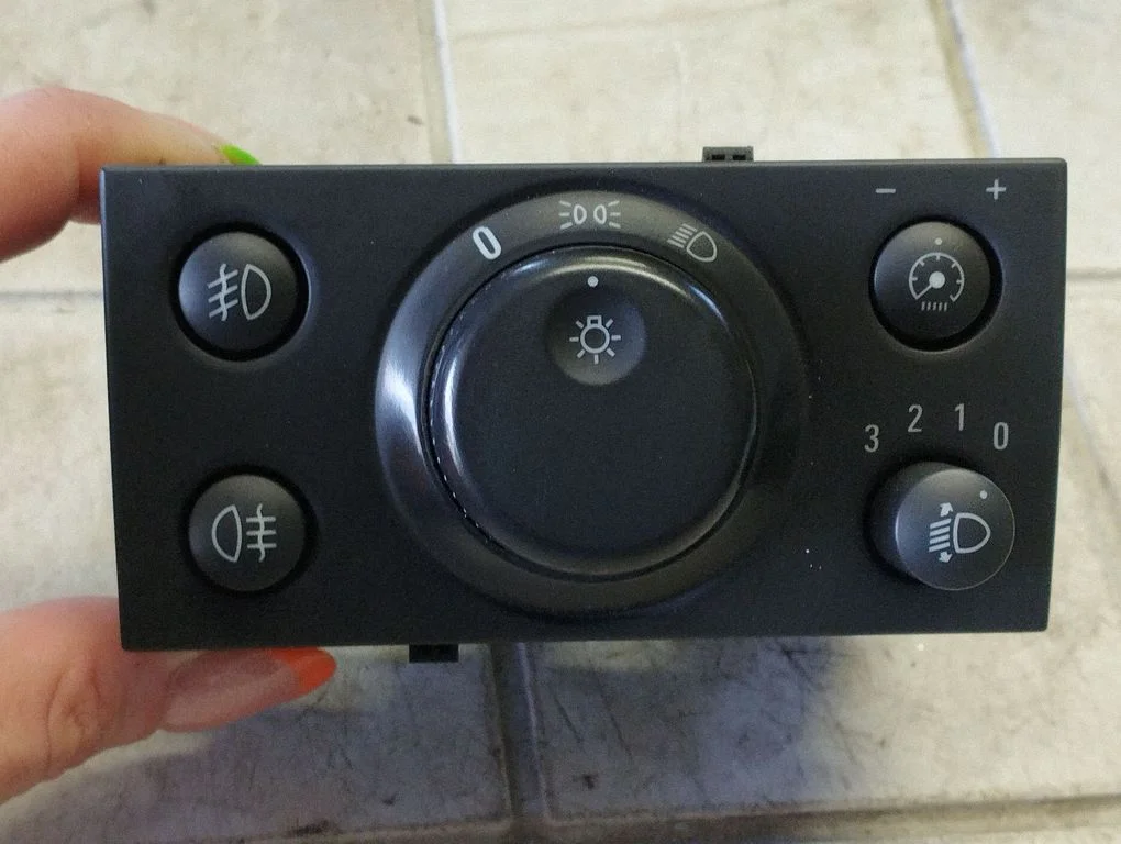 Light switch – Opel Signum (2003-2008)