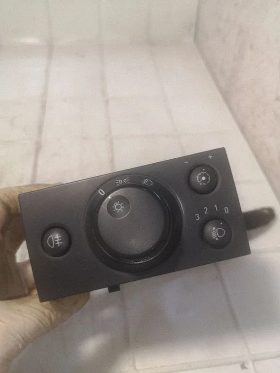 Light switch – Opel Meriva A (2003-2010)