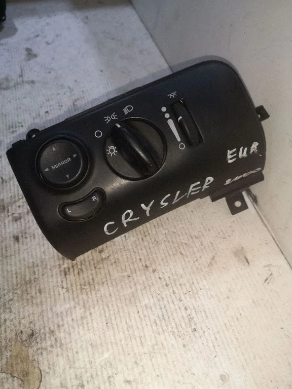 Light switch – Chrysler Grand Voyager III (1995-2000)