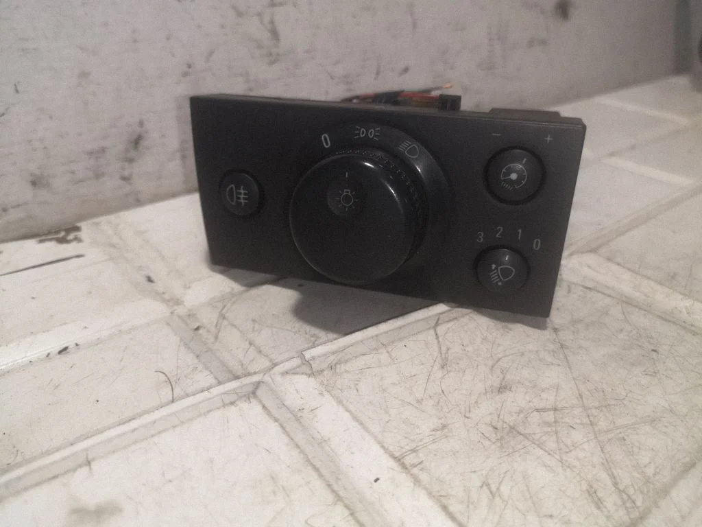 Light switch – Opel Meriva A (2003-2010)
