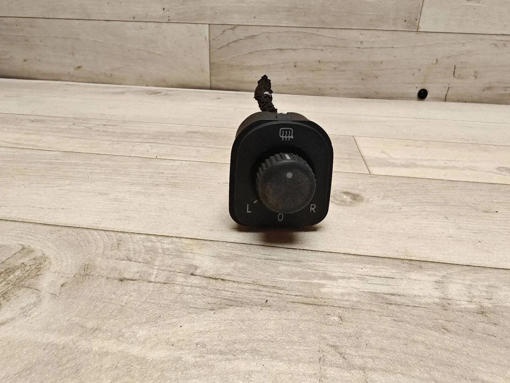 Przełącznik lusterek 1K0959565H
