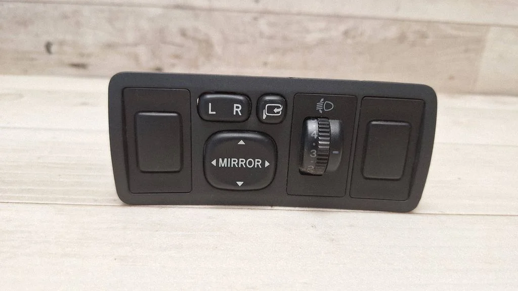 Wing mirror switch 183575