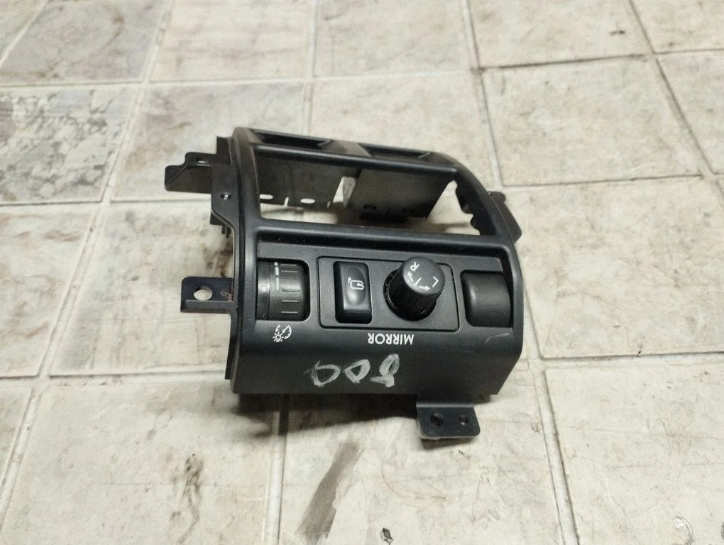 Küljepeeglite lüliti – Subaru Outback (2009-2014)