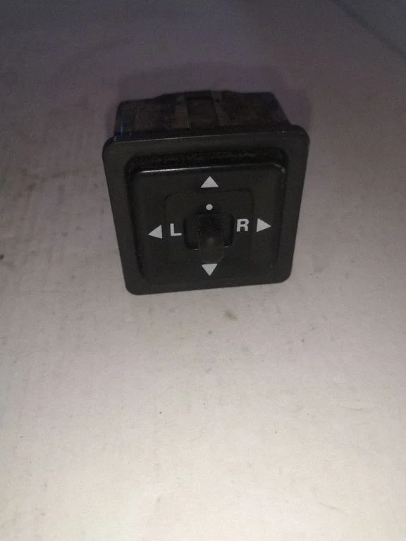 Küljepeeglite lüliti 2775