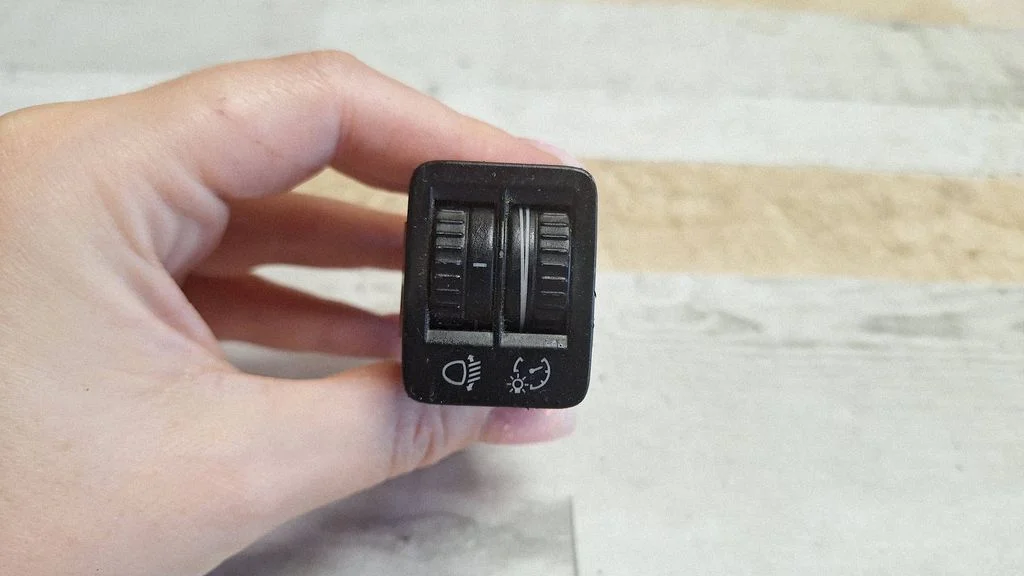 Headlight level height control switch 3C0941333
