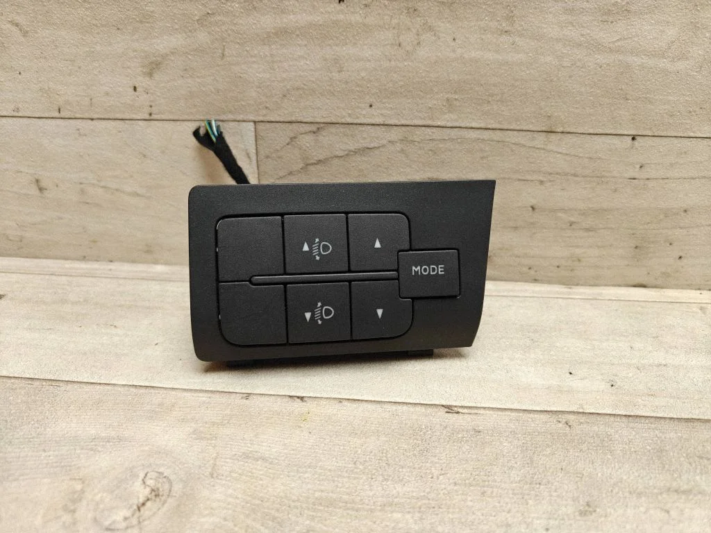 Headlight level height control switch – Fiat Ducato (2007-2014)