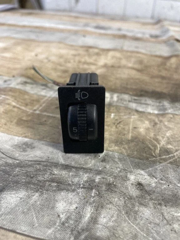 Headlight level height control switch 8415205051